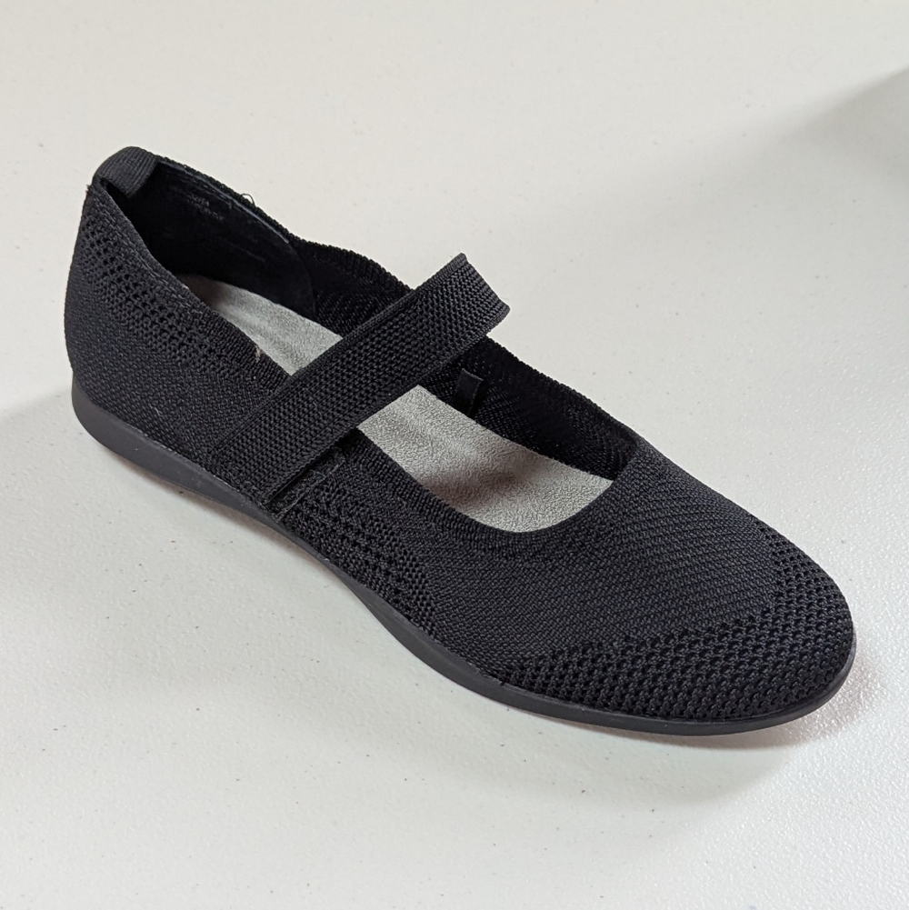 Cliffs, Playful, Black Knit Mary Jane Flats 7.5